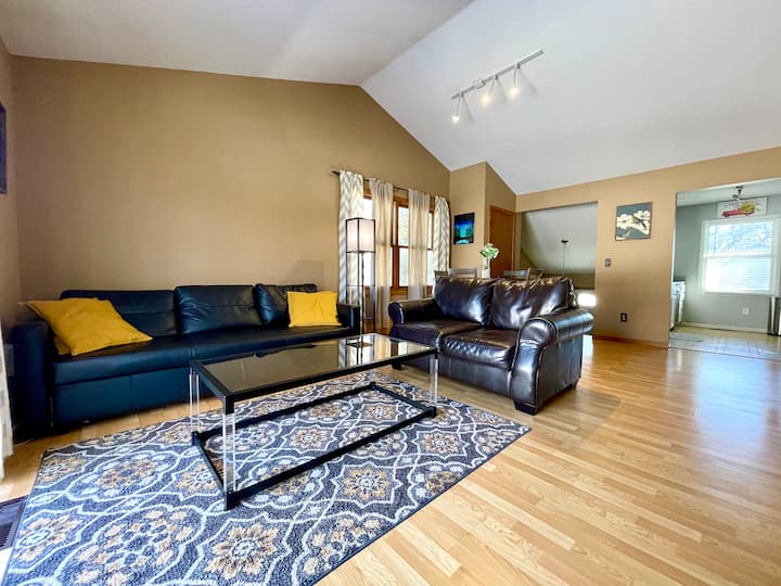 Townhouse in Coralville · ★4.52 · 3 bedrooms · 3 beds · 2 baths