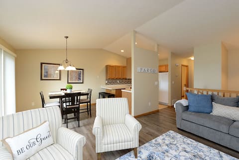 Updated Twin Home near Sanford Medical Center