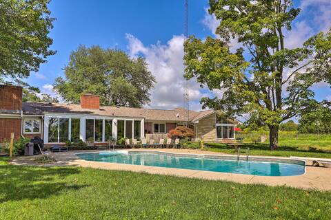 Peaceful Lebanon Farmhouse/Ranch w/ Pool!