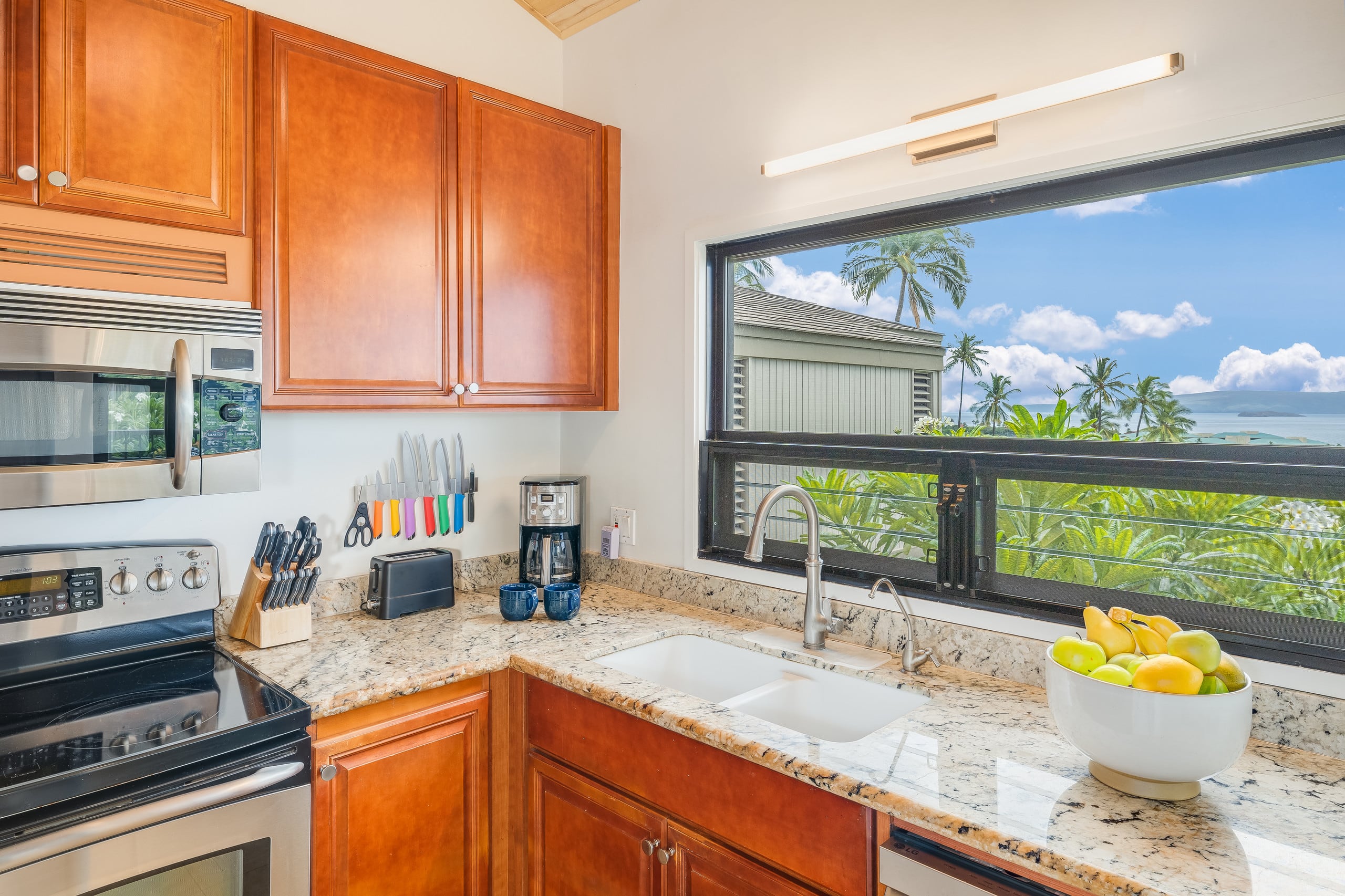 Condo in Kihei · ★4.67 · 2 bedrooms · 4 beds · 2 baths - Image 8
