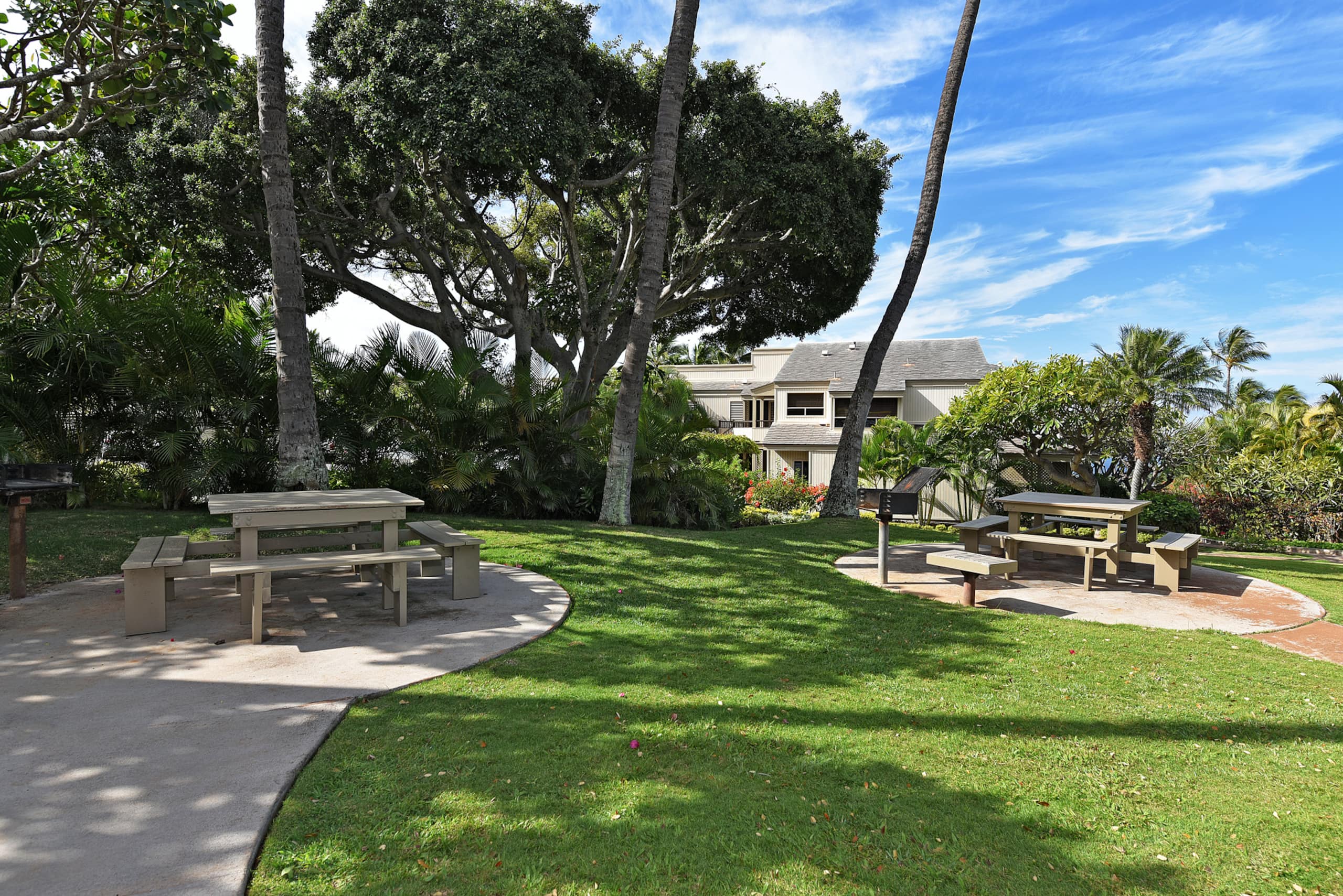 Condo in Kihei · ★4.67 · 2 bedrooms · 4 beds · 2 baths - Image 25