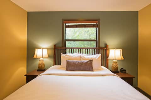 Christmas Mountain Village - 2 Bedroom Cottage