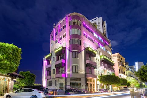 Anoor 208 Studio in Gemmayze w/Balcony