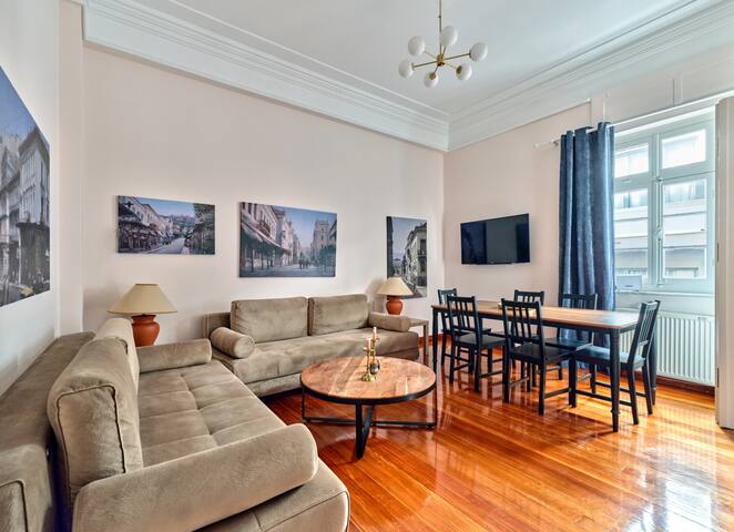 Elegant apartment in Syntagma square gallery image 3