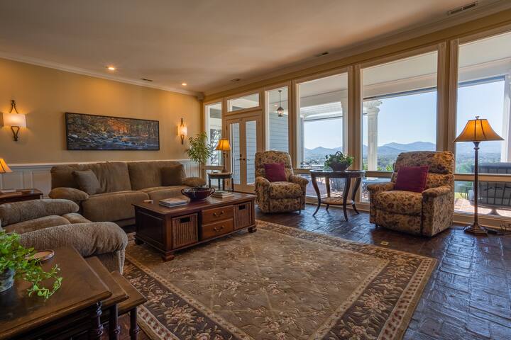 Mountain Home w Endless Views, Fire Pit, Near AVL! gallery image 5