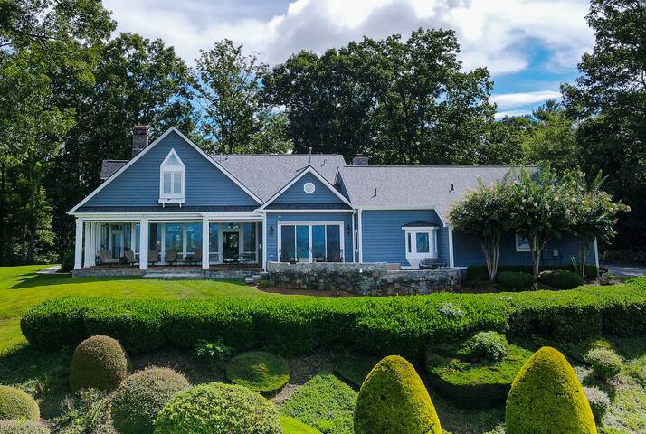 Mountain Home w Endless Views, Fire Pit, Near AVL! gallery image 2