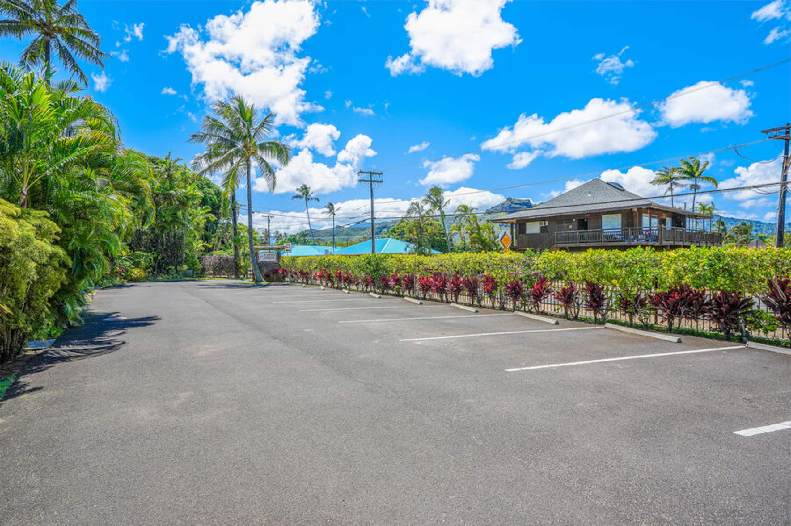 Condo in Kapaa · ★4.89 · 2 bedrooms · 2 beds · 1.5 baths - Image 36
