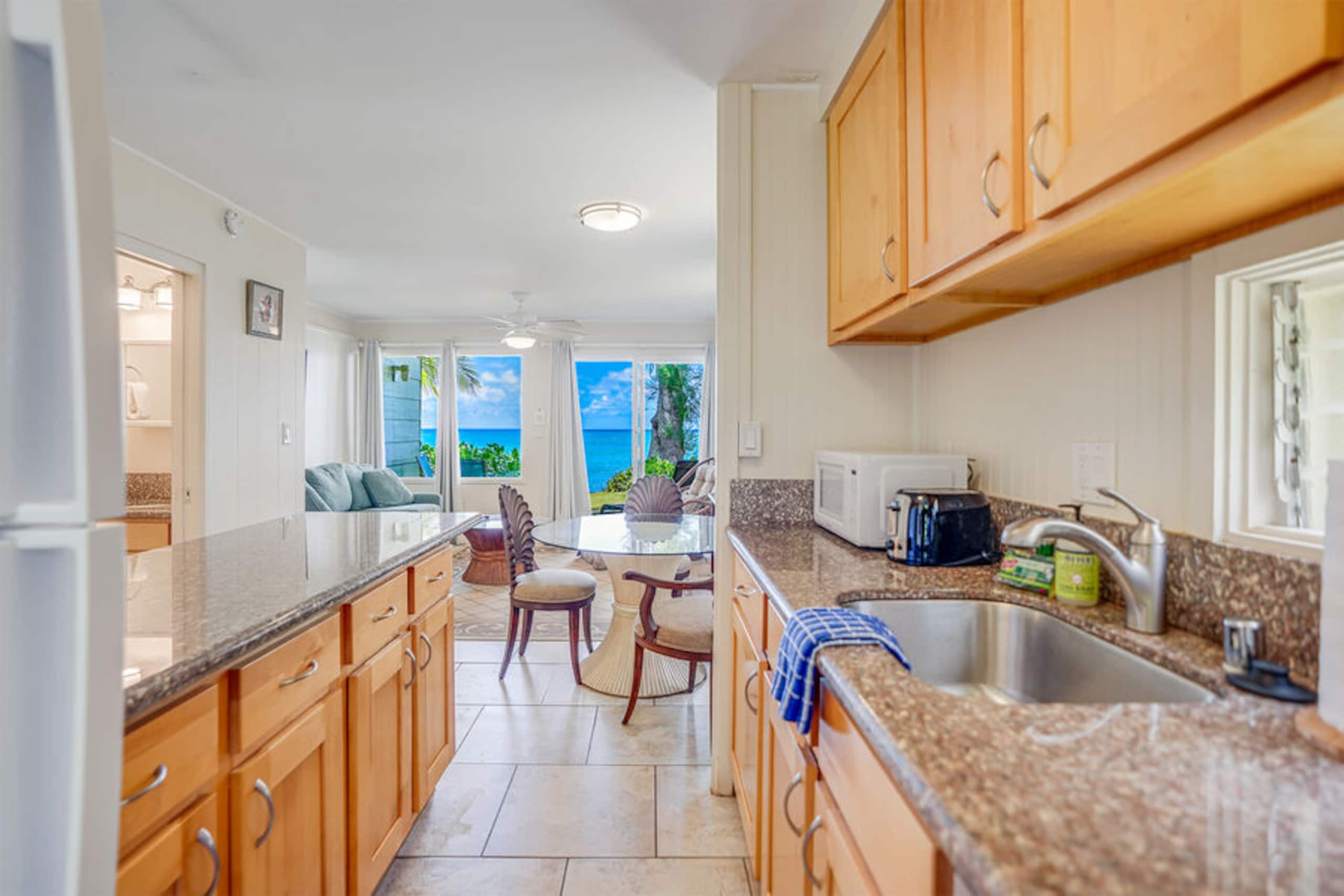 Condo in Kapaa · ★4.89 · 2 bedrooms · 2 beds · 1.5 baths - Image 3