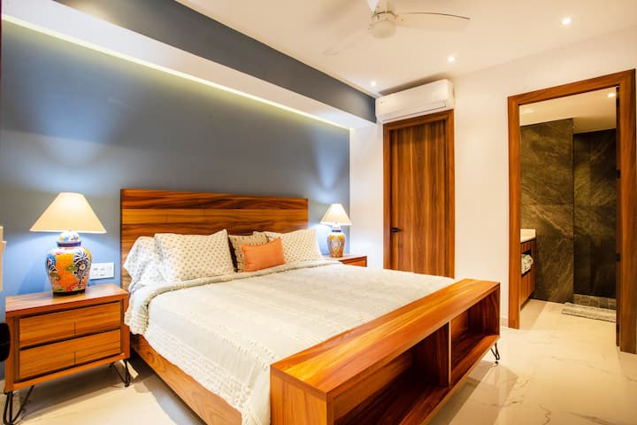 Dormitorio de invitados con baño privado