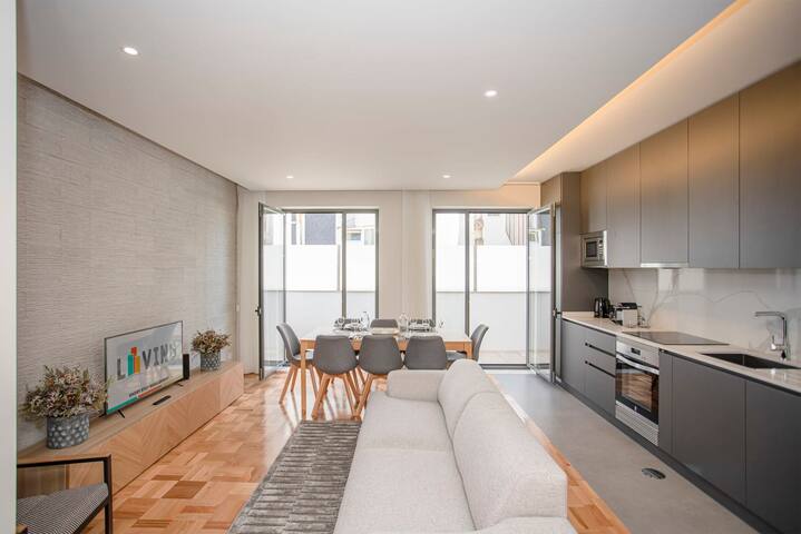 Liiiving in Porto – Design Bright House gallery image 2