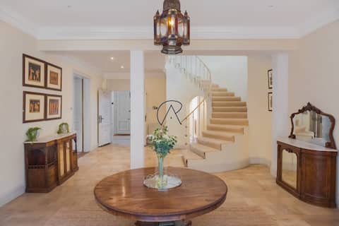 Historic River View Property in Windsor