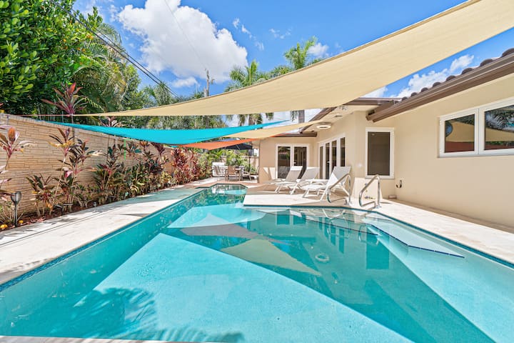 By The Sea Vacation Villas 5 Star 4min. to beach