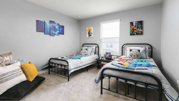 Удвојте ја забавата во овие елегантни два единечни кревета