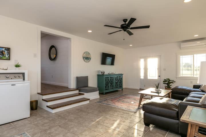 Просторно жилищно помещение с бриз