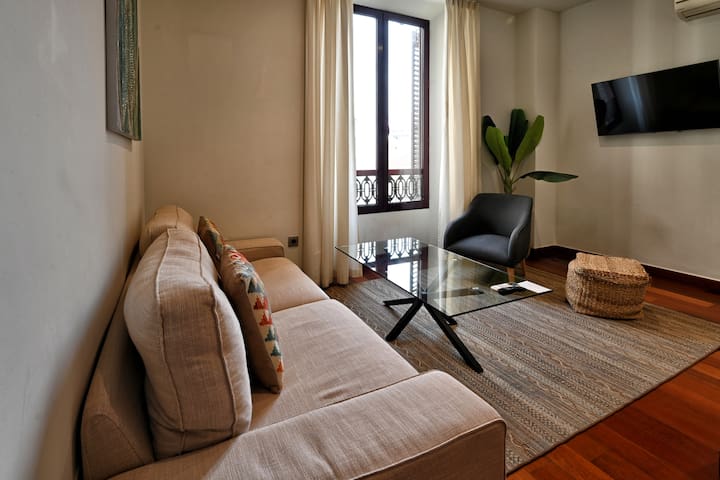 La Casa De La Alameda managed Airbnb listing 2