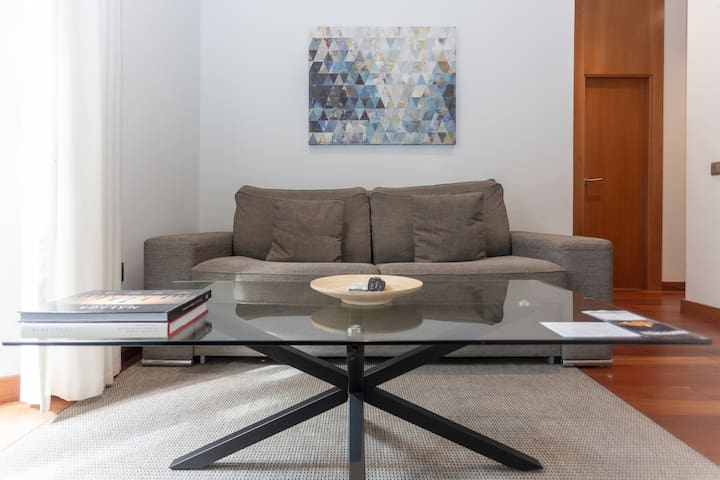 La Casa De La Alameda managed Airbnb listing 3
