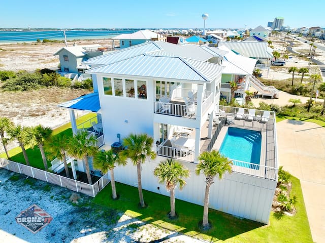 Beach Rentals At Navarre managed Airbnb listing 2