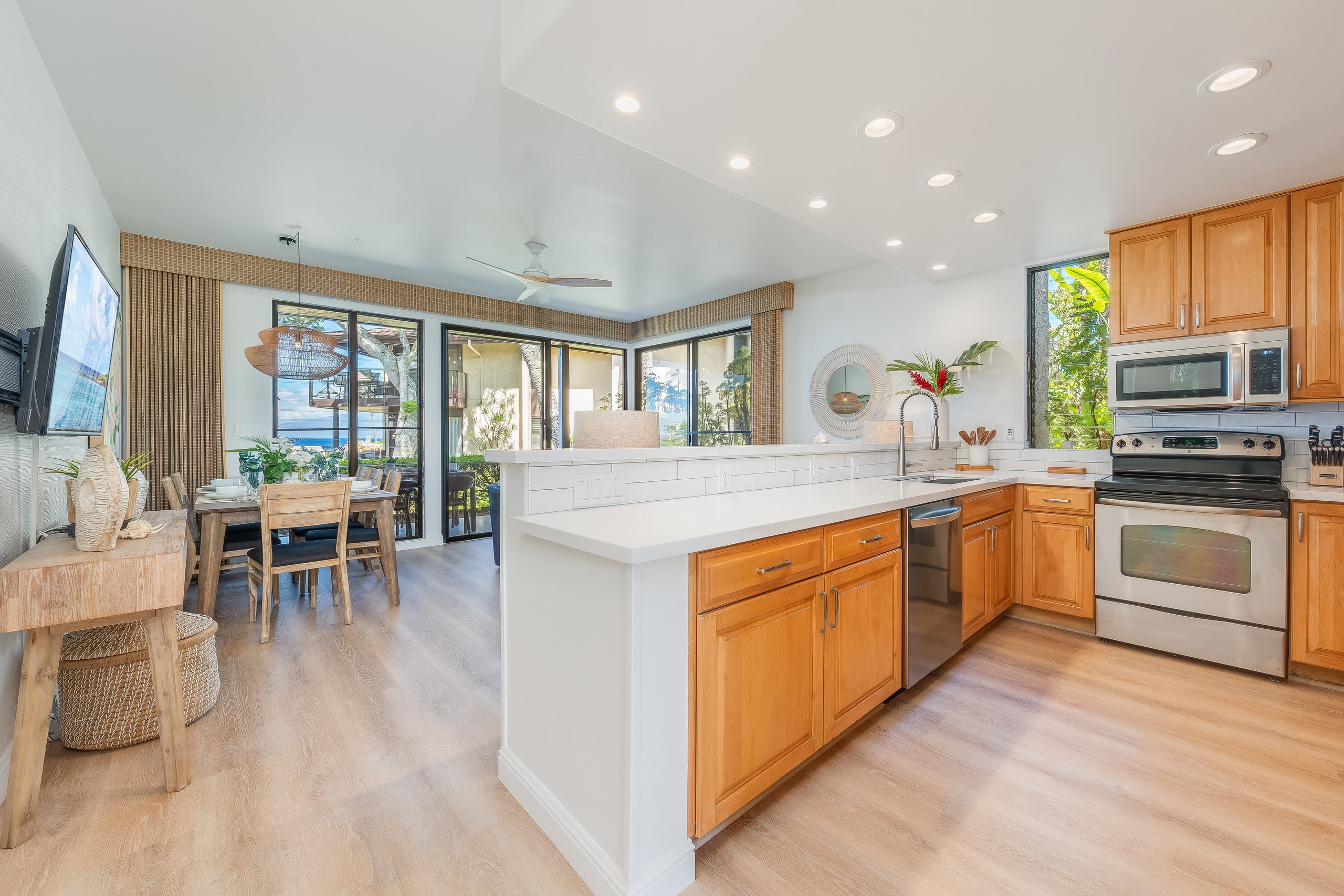 Condo in Lahaina · ★4.79 · 2 bedrooms · 3 beds · 2 baths - Image 7
