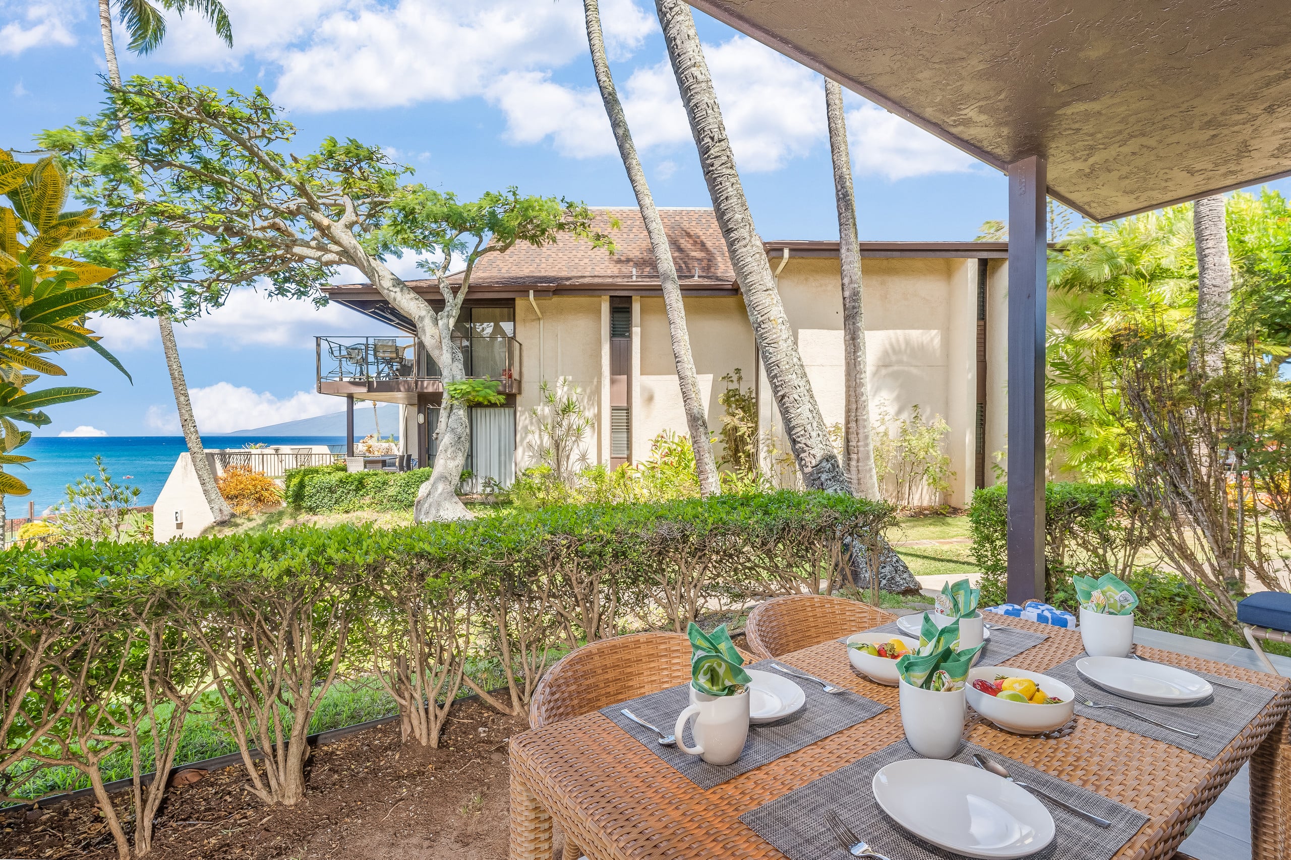 Condo in Lahaina · ★4.79 · 2 bedrooms · 3 beds · 2 baths - Image 38