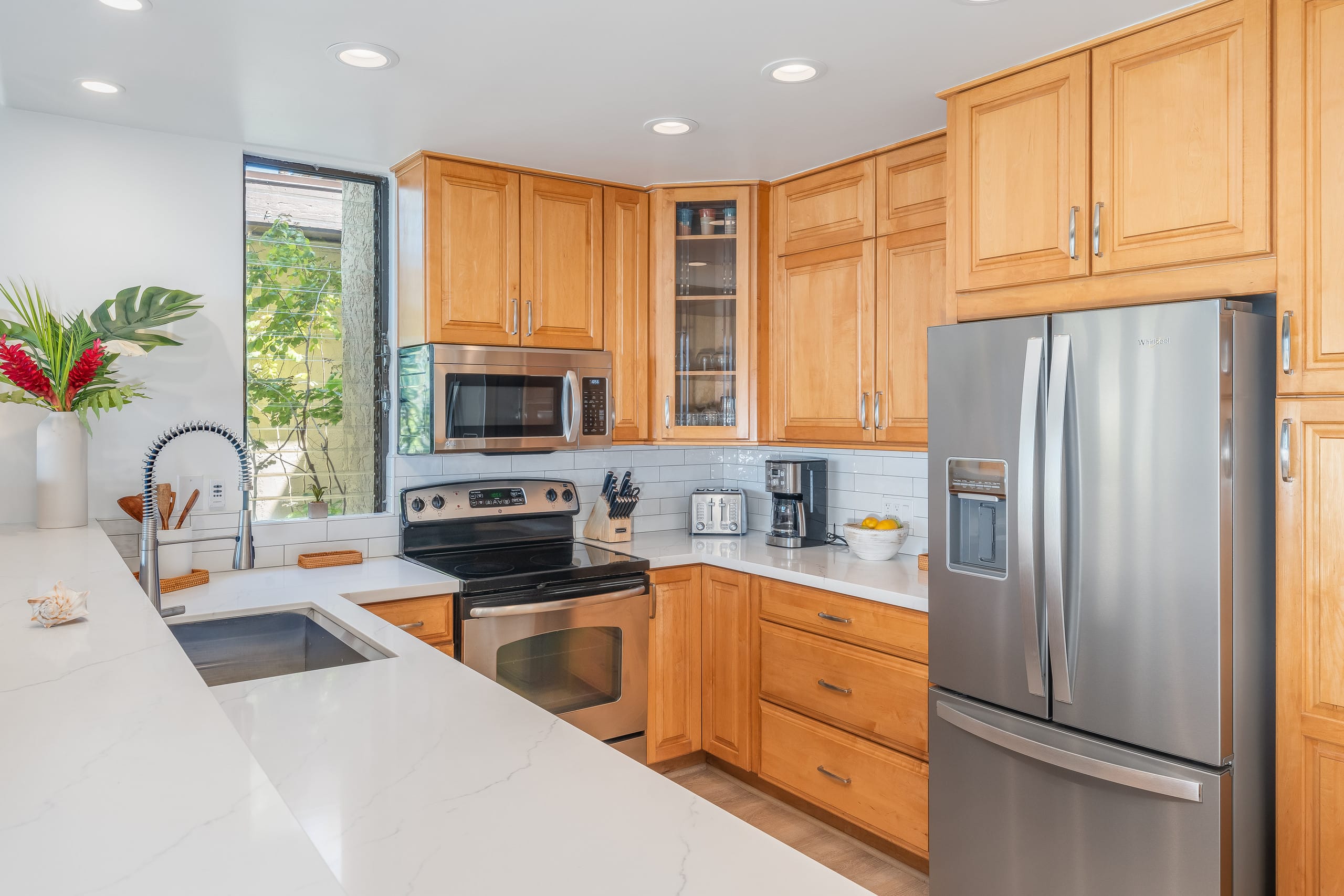 Condo in Lahaina · ★4.79 · 2 bedrooms · 3 beds · 2 baths - Image 6