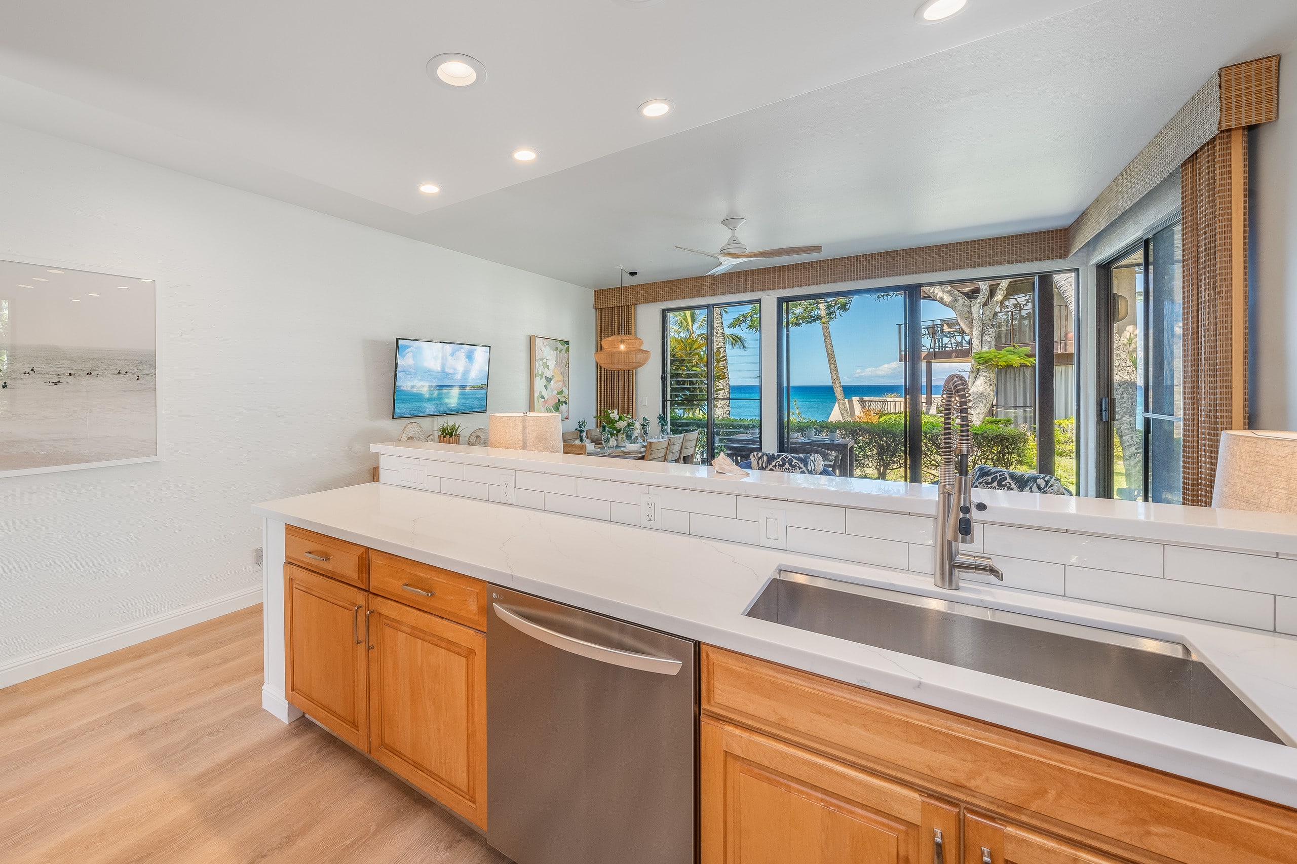 Condo in Lahaina · ★4.79 · 2 bedrooms · 3 beds · 2 baths - Image 9