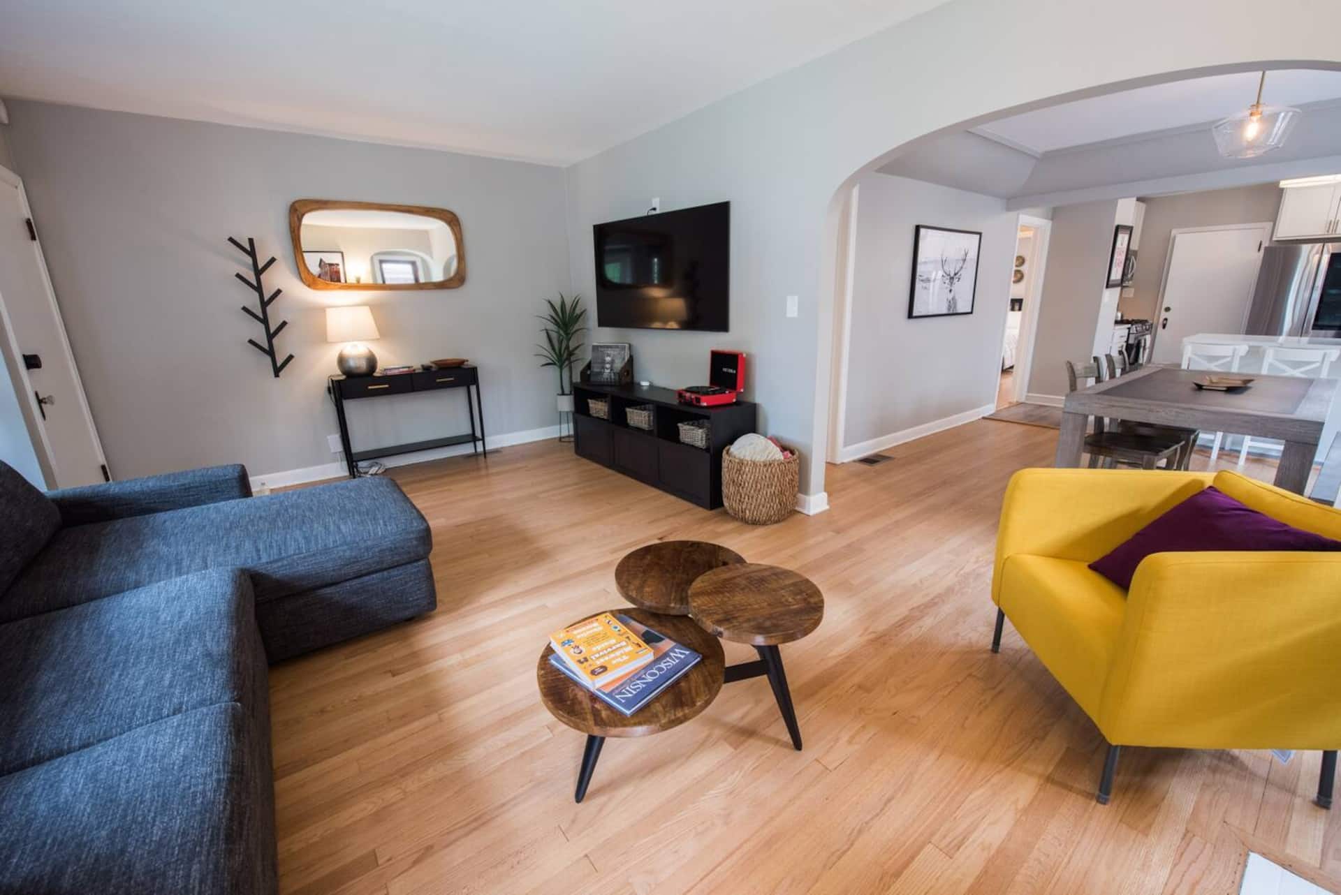 Charming home w/ fire pit, walk to Lake Michigan — photo 4