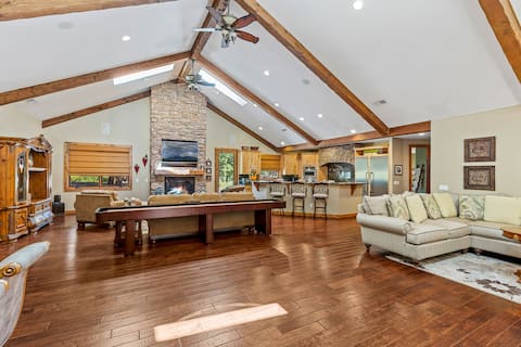 Unwind in Flagstaff’s Finest Vacation Home!