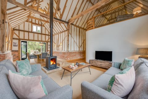 3 Bed in Kersey (oc-tcbk)