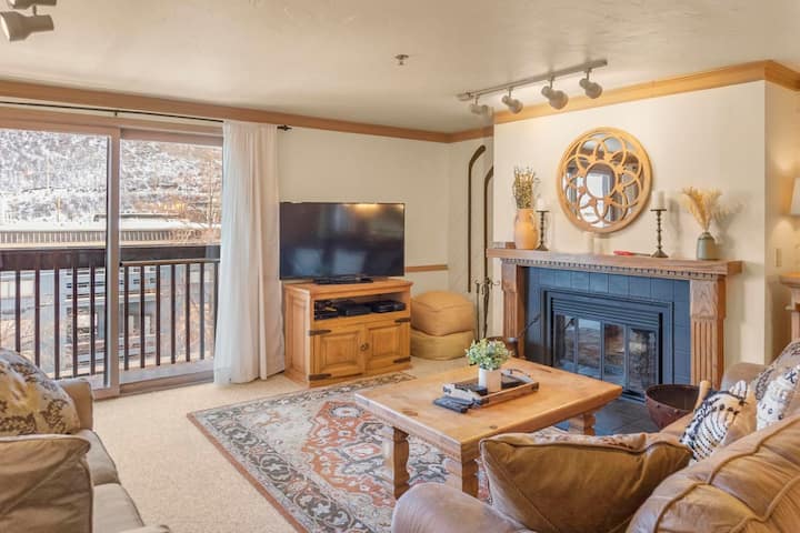 2br Condo W/ Amazing Locale, Minutes From Slopes! - Cecret Lake