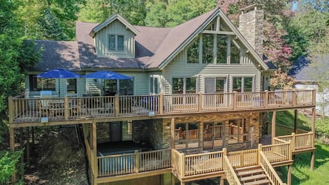 Loch Nest | Lakefront, Private Dock, Dog Friendly!