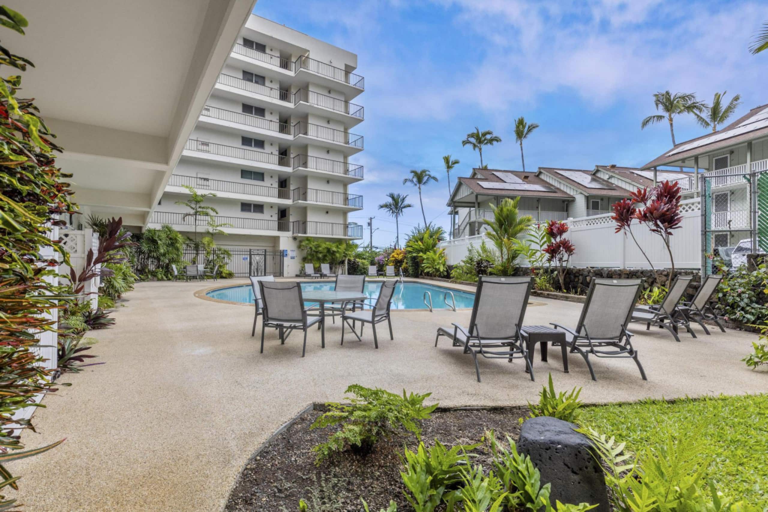 Condo in Kailua-Kona · ★4.79 · 1 bedroom · 2 beds · 2 baths - Image 22