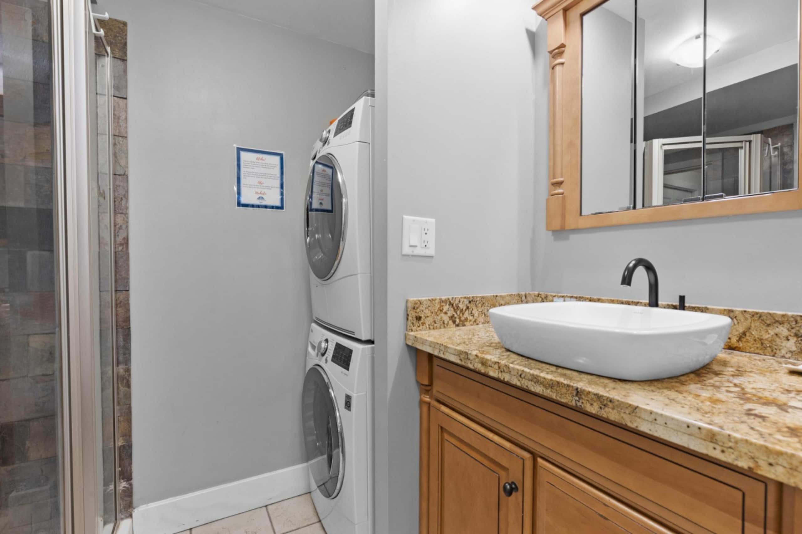 Condo in Kailua-Kona · ★4.79 · 1 bedroom · 2 beds · 2 baths - Image 14