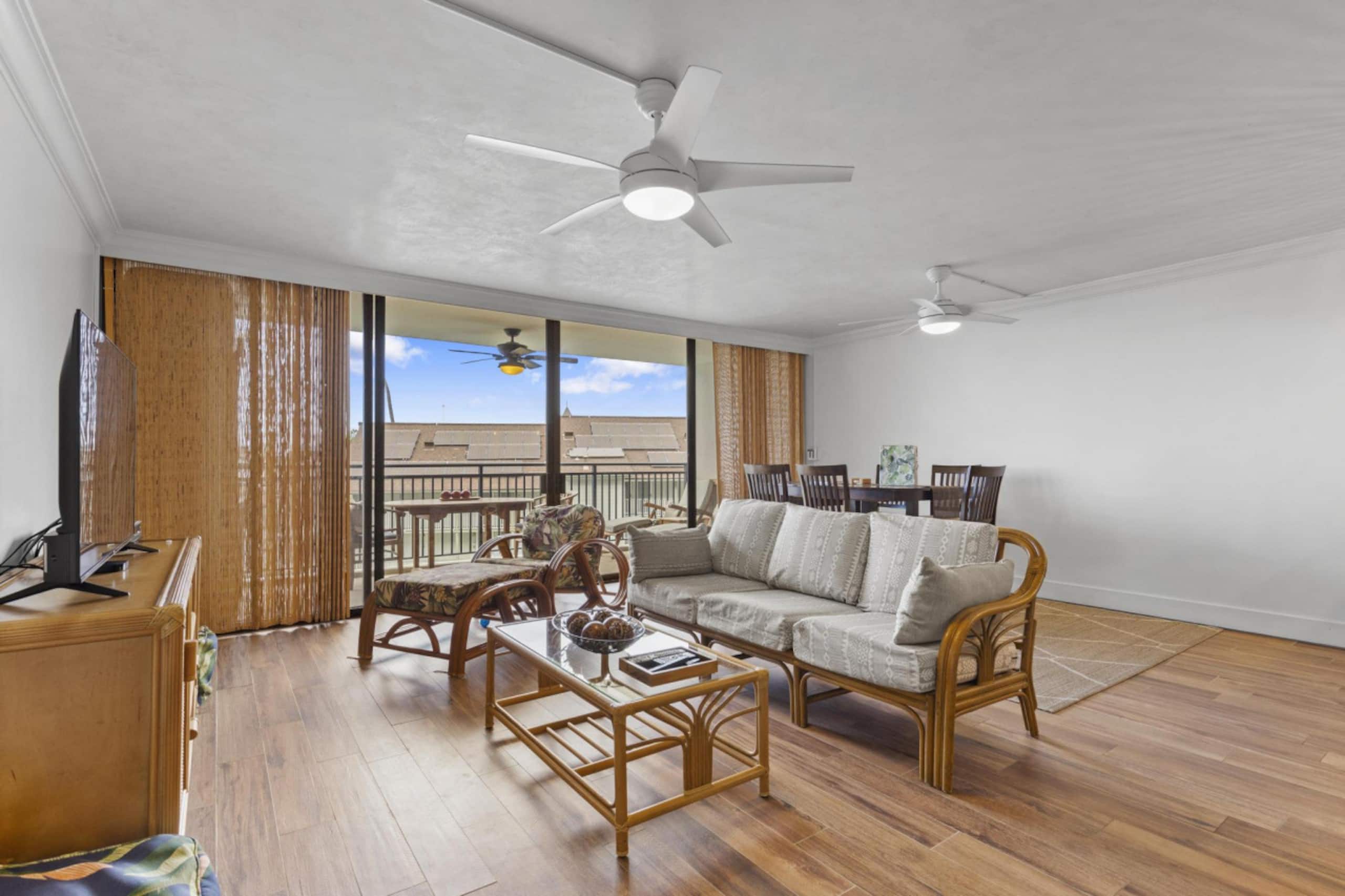 Condo in Kailua-Kona · ★4.79 · 1 bedroom · 2 beds · 2 baths - Image 4