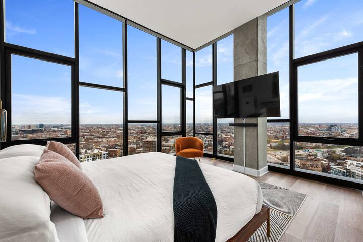 Top of River West: Luxe Penthouse for Groups gallery image 2