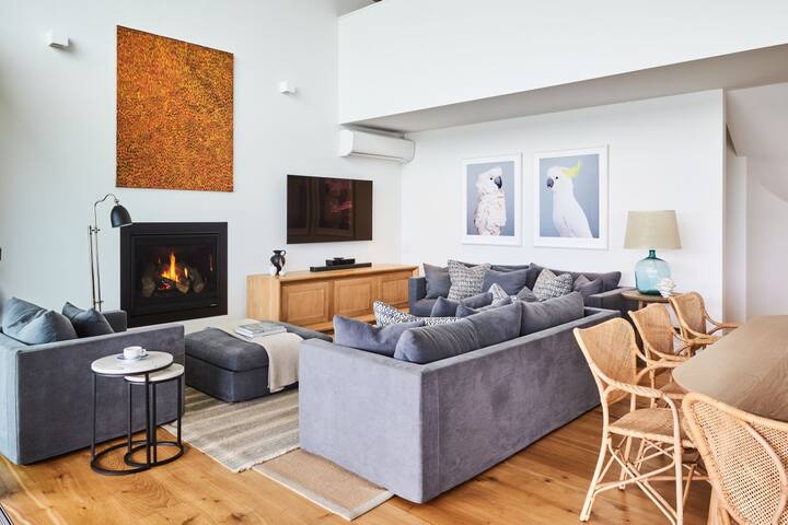 The Waterfront gallery image 5