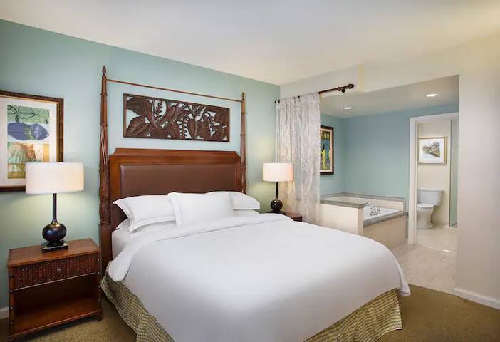 Hilton Grand Waikikian – 2 Bedroom Premier gallery image 5