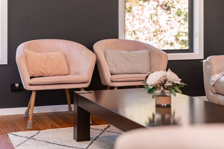 Seaclusion – short walk to Elizabeth Beach gallery image 4