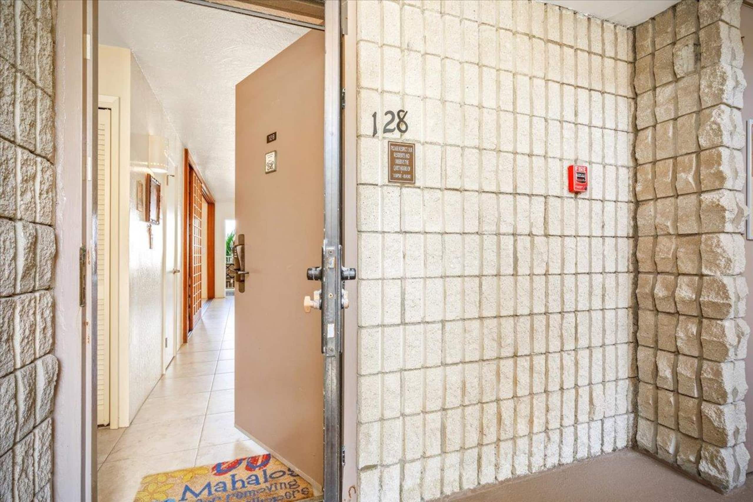 Condo in Kailua-Kona · ★4.57 · 2 bedrooms · 3 beds · 2 private baths - Image 22