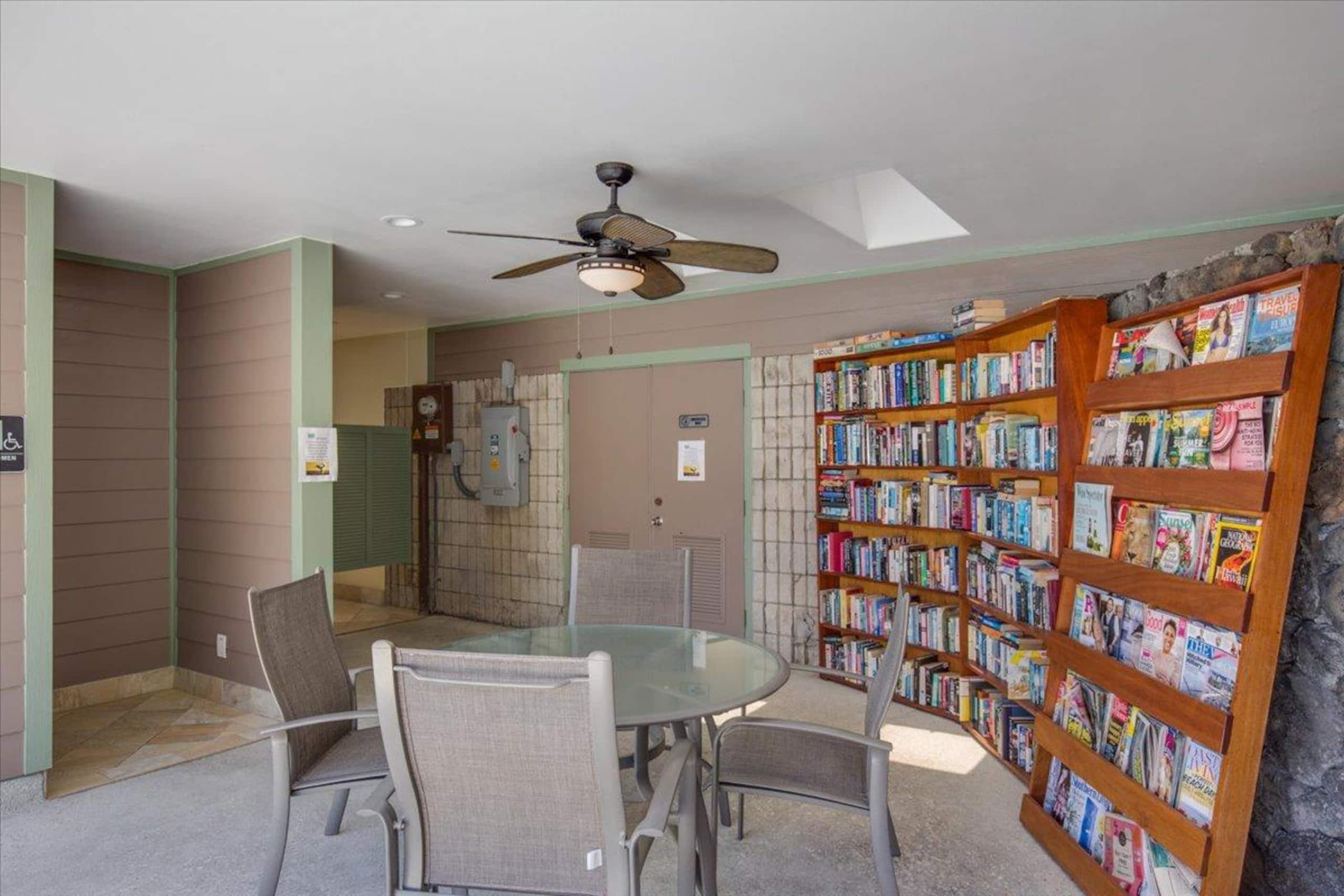 Condo in Kailua-Kona · ★4.57 · 2 bedrooms · 3 beds · 2 private baths - Image 27