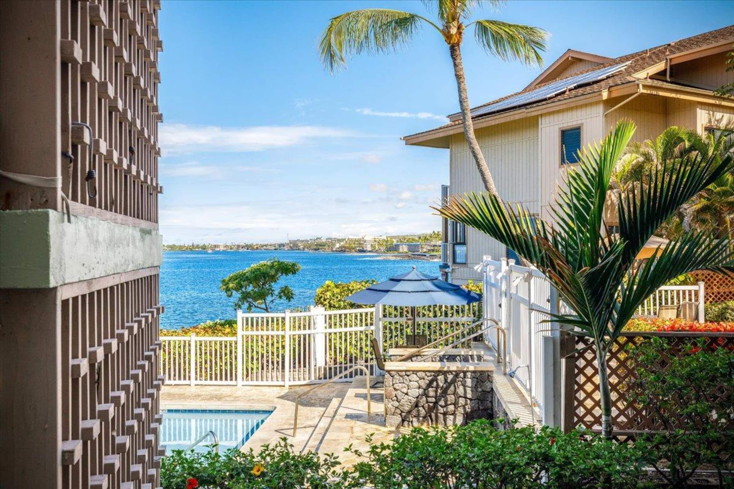 Condo in Kailua-Kona · ★4.57 · 2 bedrooms · 3 beds · 2 private baths - Image 23