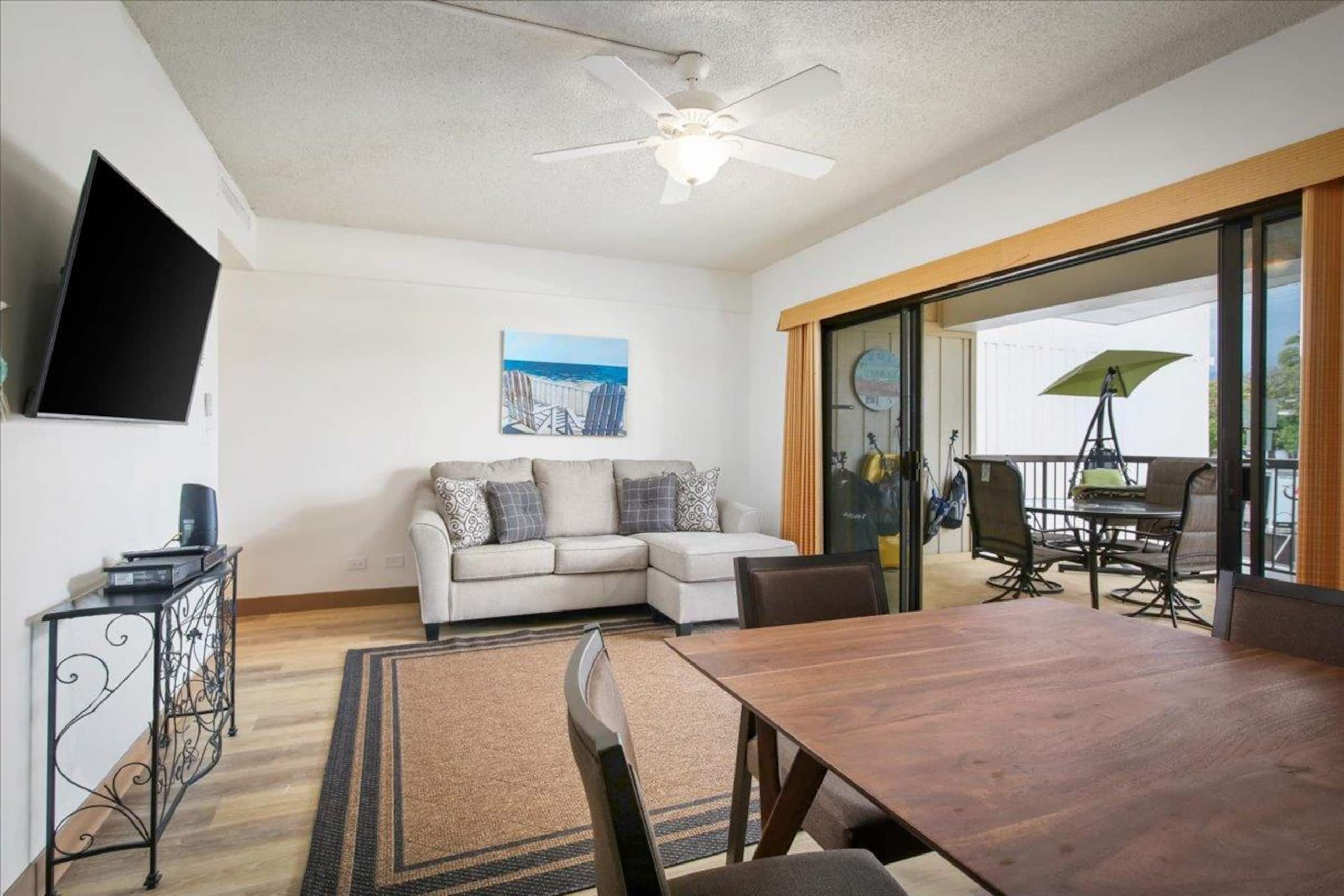 Condo in Kailua-Kona · ★4.5 · 1 bedroom · 2 beds · 1 private bath - Image 8