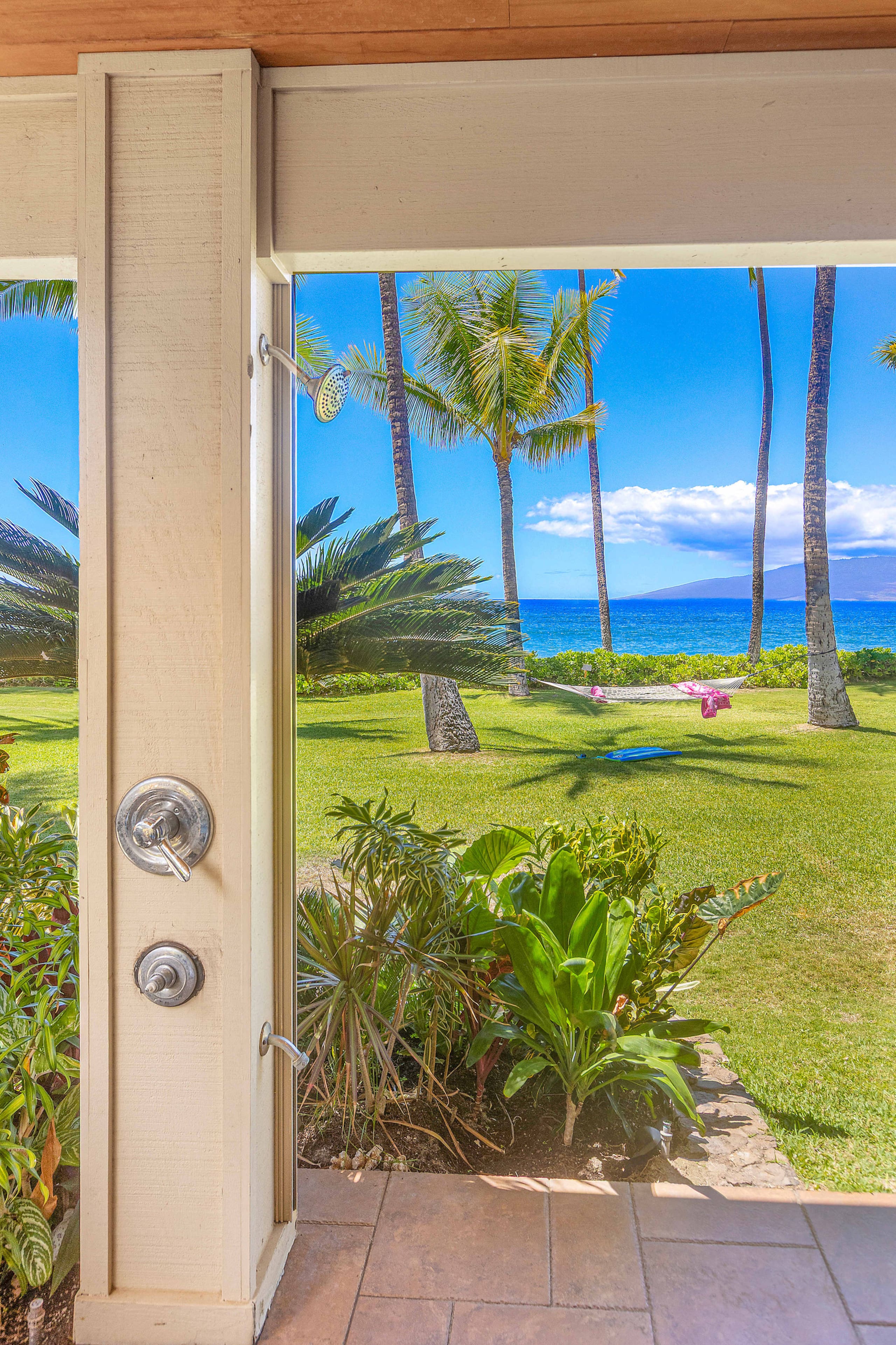 Townhouse in Lahaina · ★4.95 · 3 bedrooms · 4 beds · 2.5 baths - Image 49
