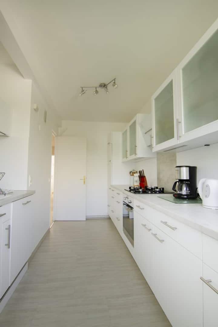 Appartement Avec Vue Sur La Mer, Piscine Et Court - Mandelieu-la-Napoule