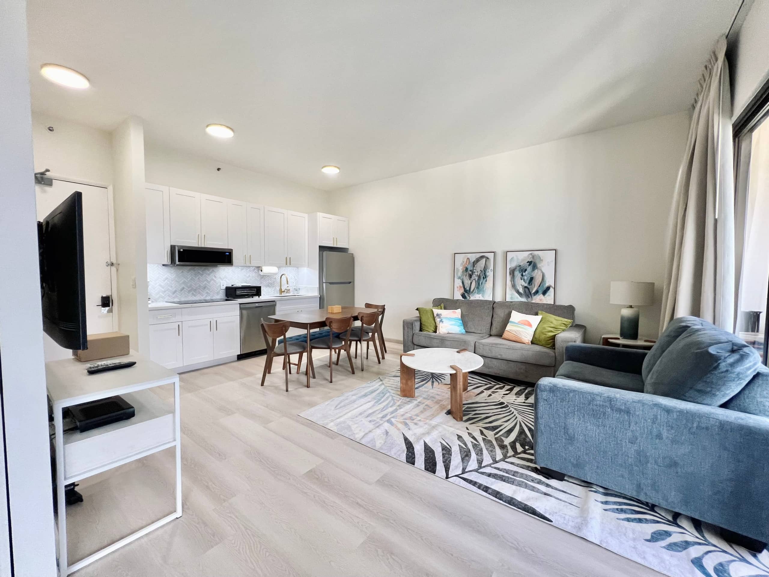 Condo in Honolulu · ★4.79 · 1 bedroom · 4 beds · 1 private bath - Image 12
