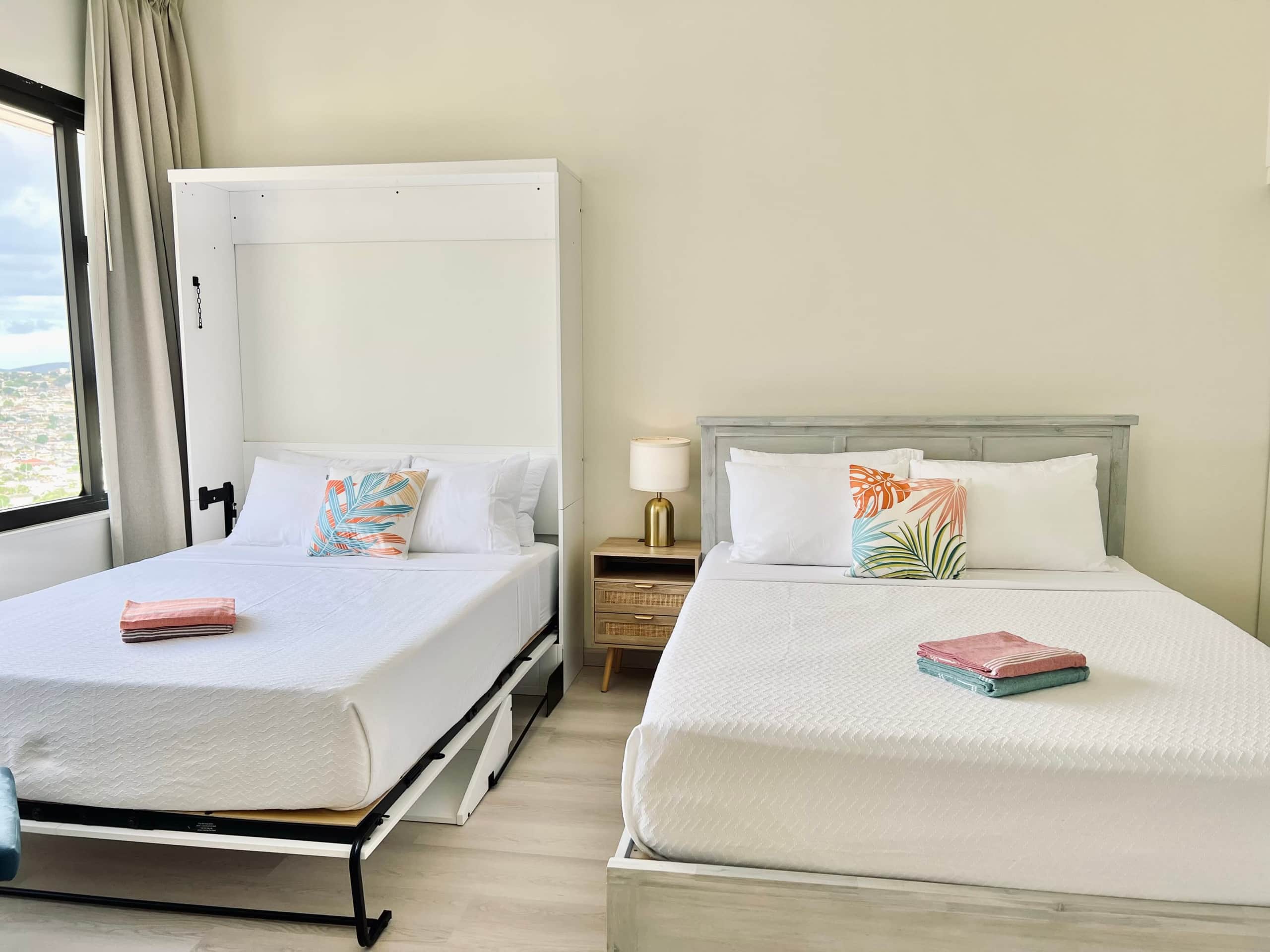 Condo in Honolulu · ★4.79 · 1 bedroom · 4 beds · 1 private bath - Image 4
