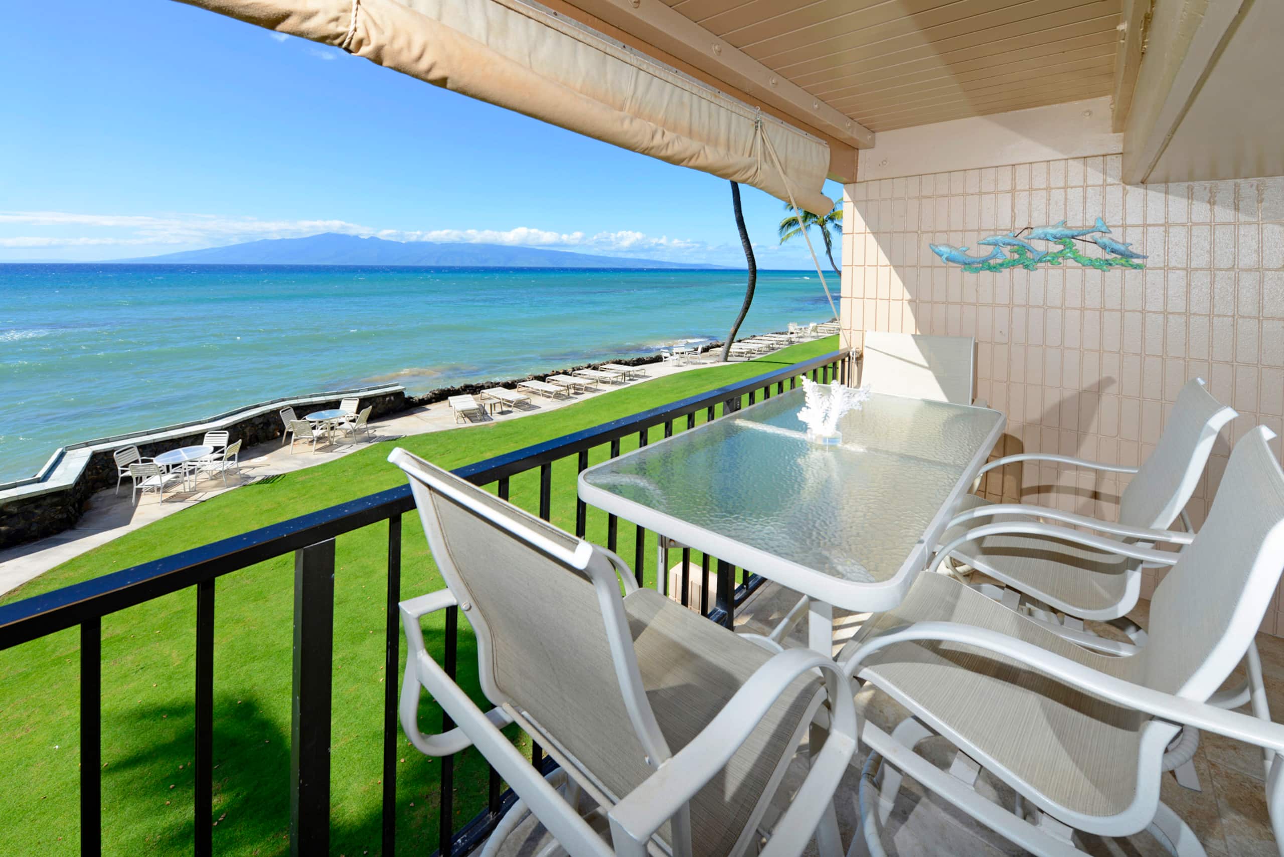 Condo in Lahaina · ★4.83 · 1 bedroom · 1 bed · 1 bath - Image 22
