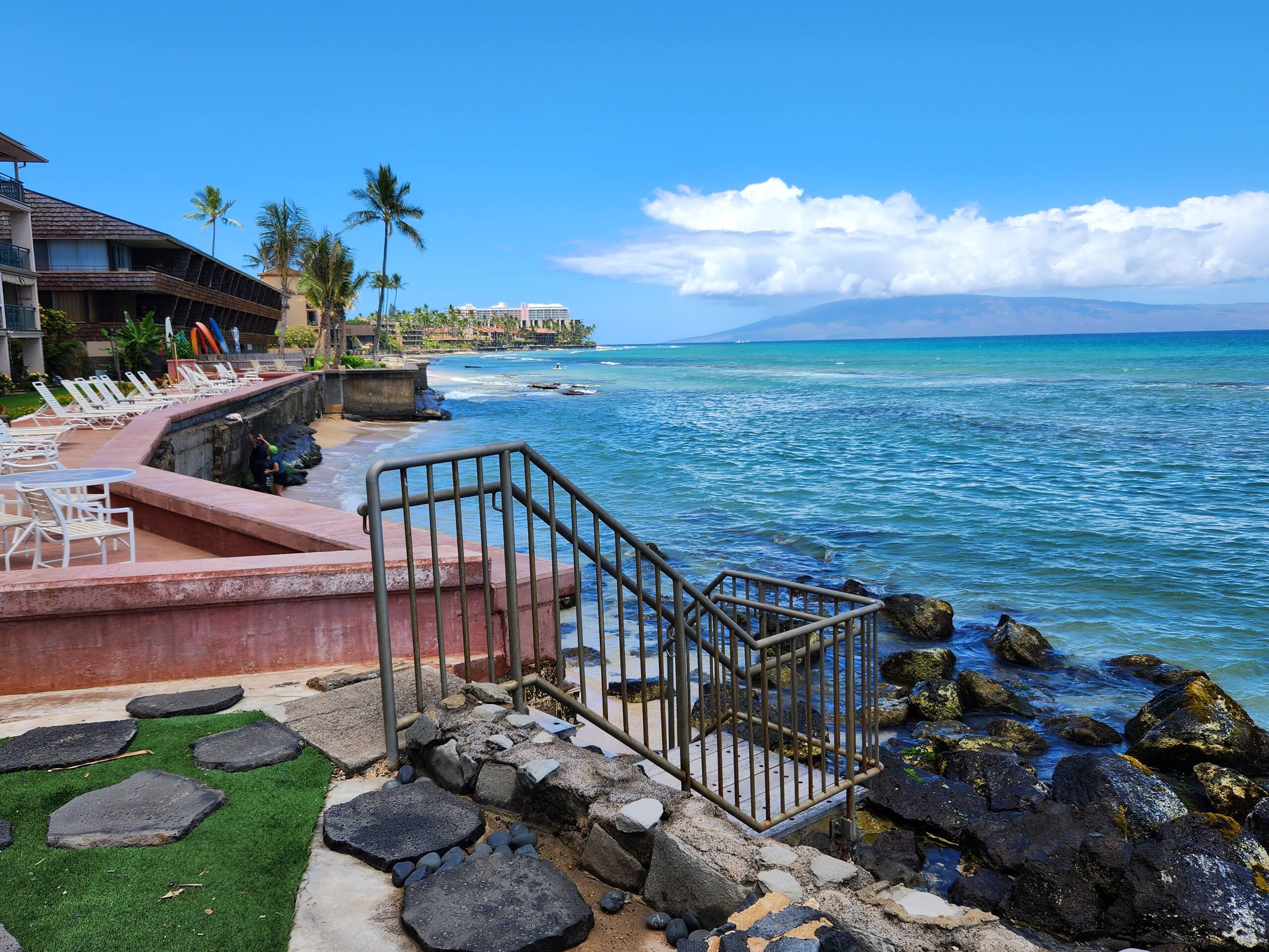 Condo in Lahaina · ★4.83 · 1 bedroom · 1 bed · 1 bath - Image 21