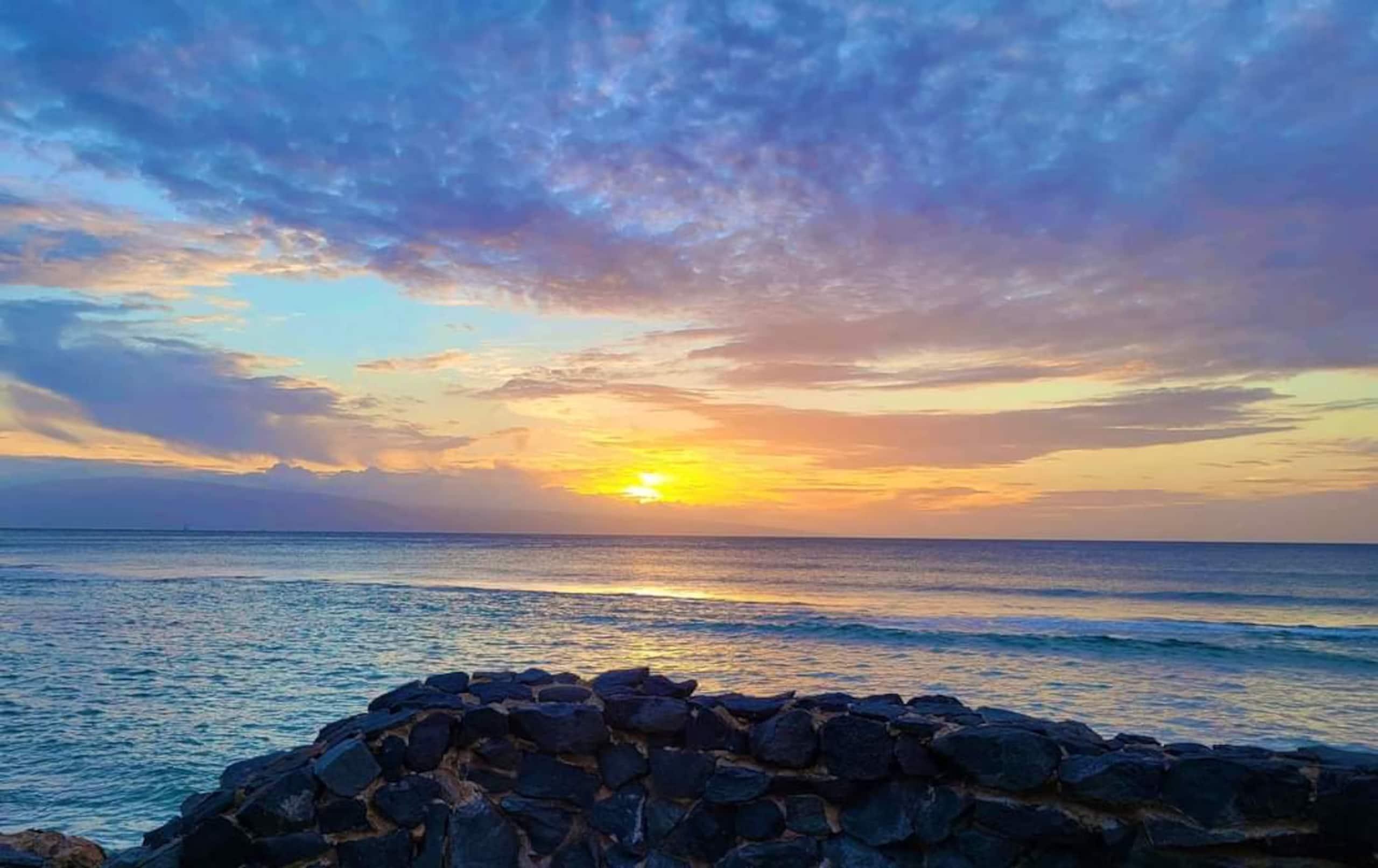 Condo in Lahaina · ★4.83 · 1 bedroom · 1 bed · 1 bath - Image 27