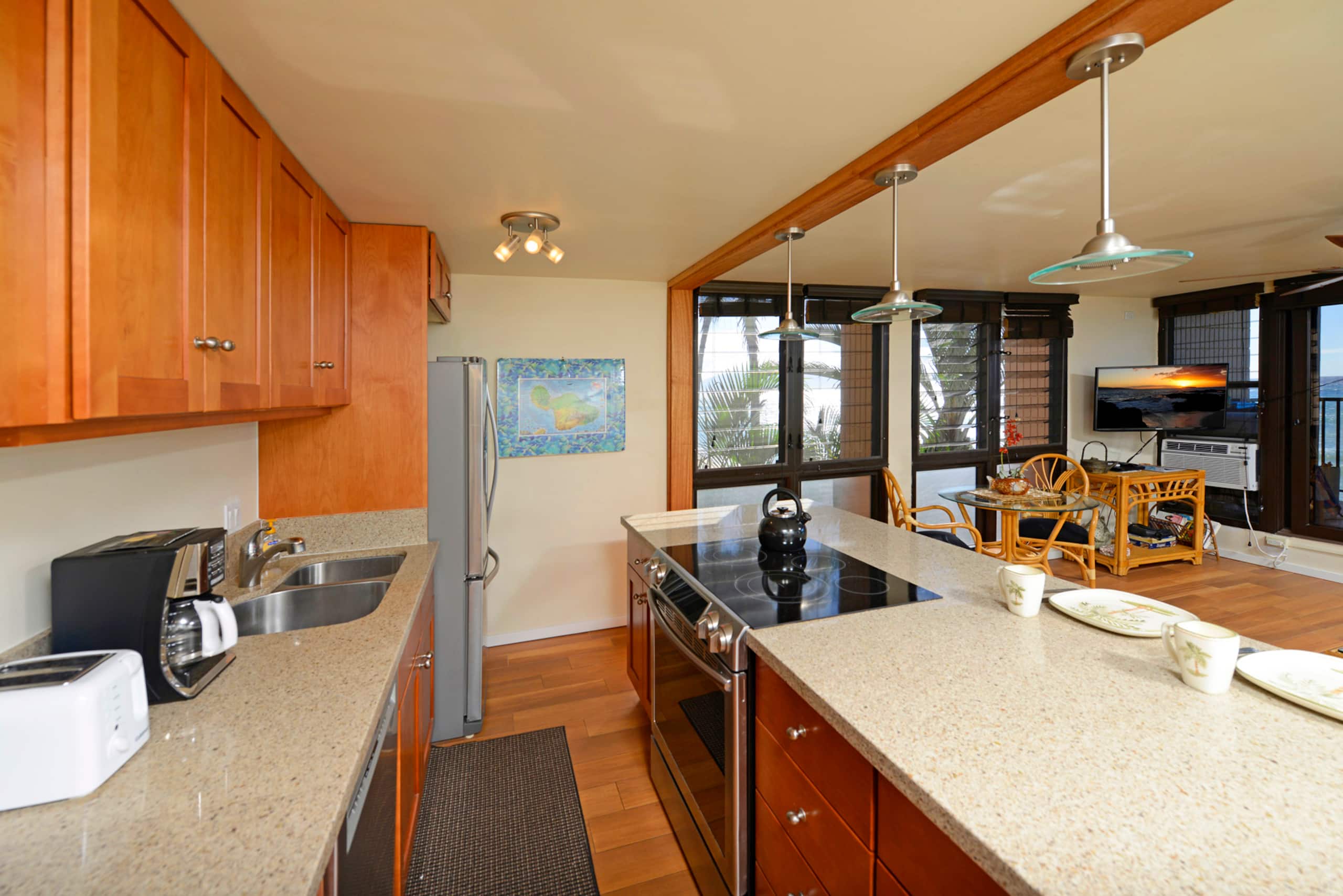 Condo in Lahaina · ★4.83 · 1 bedroom · 1 bed · 1 bath - Image 4