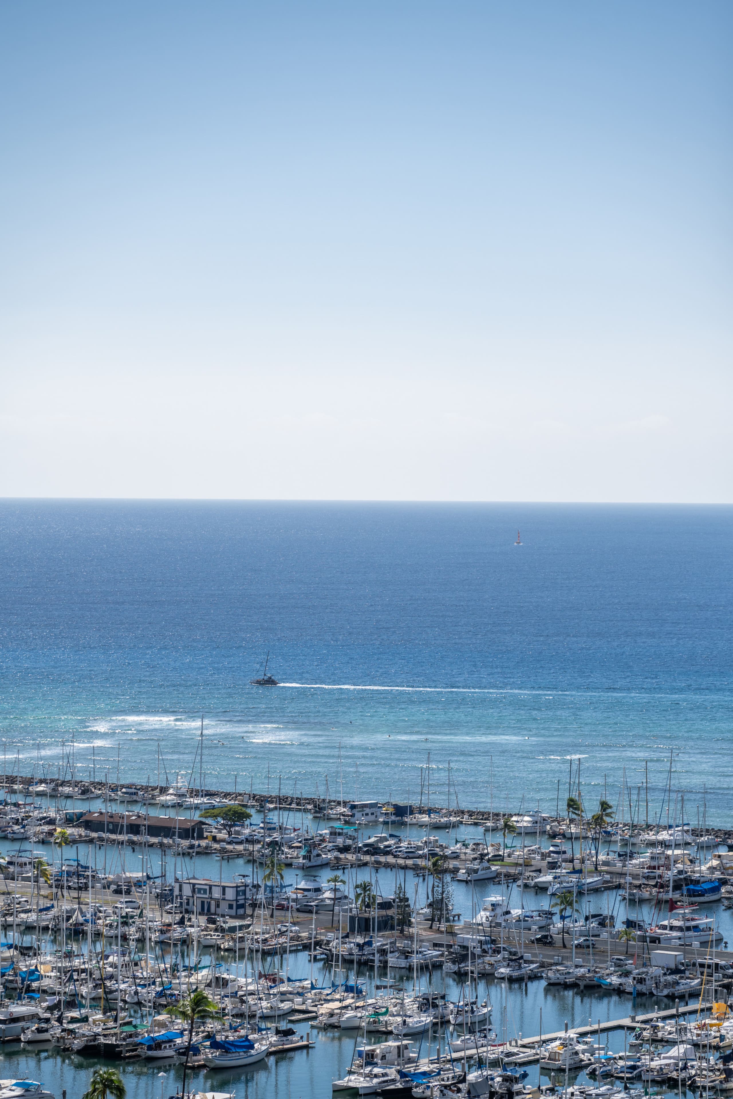 Condo in Honolulu · ★5.0 · 1 bedroom · 2 beds · 1 shared bath - Image 24